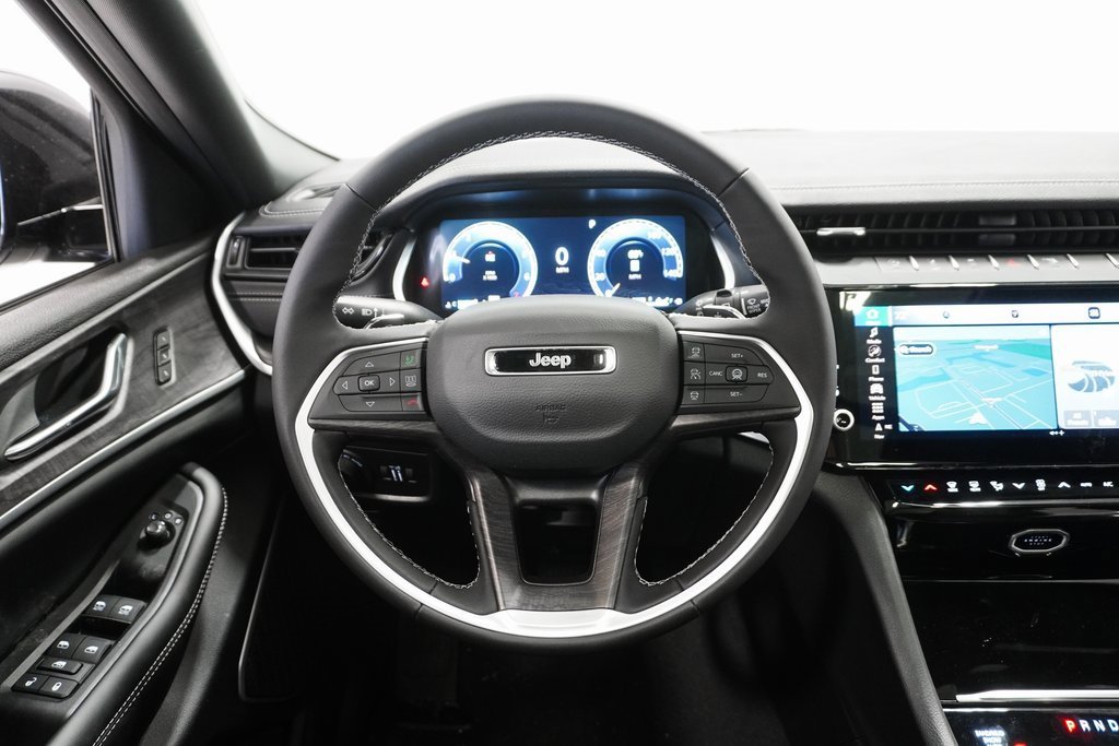 New 2026 Jeep Grand Cherokee Limited w/ Limited Altitude Package image 19