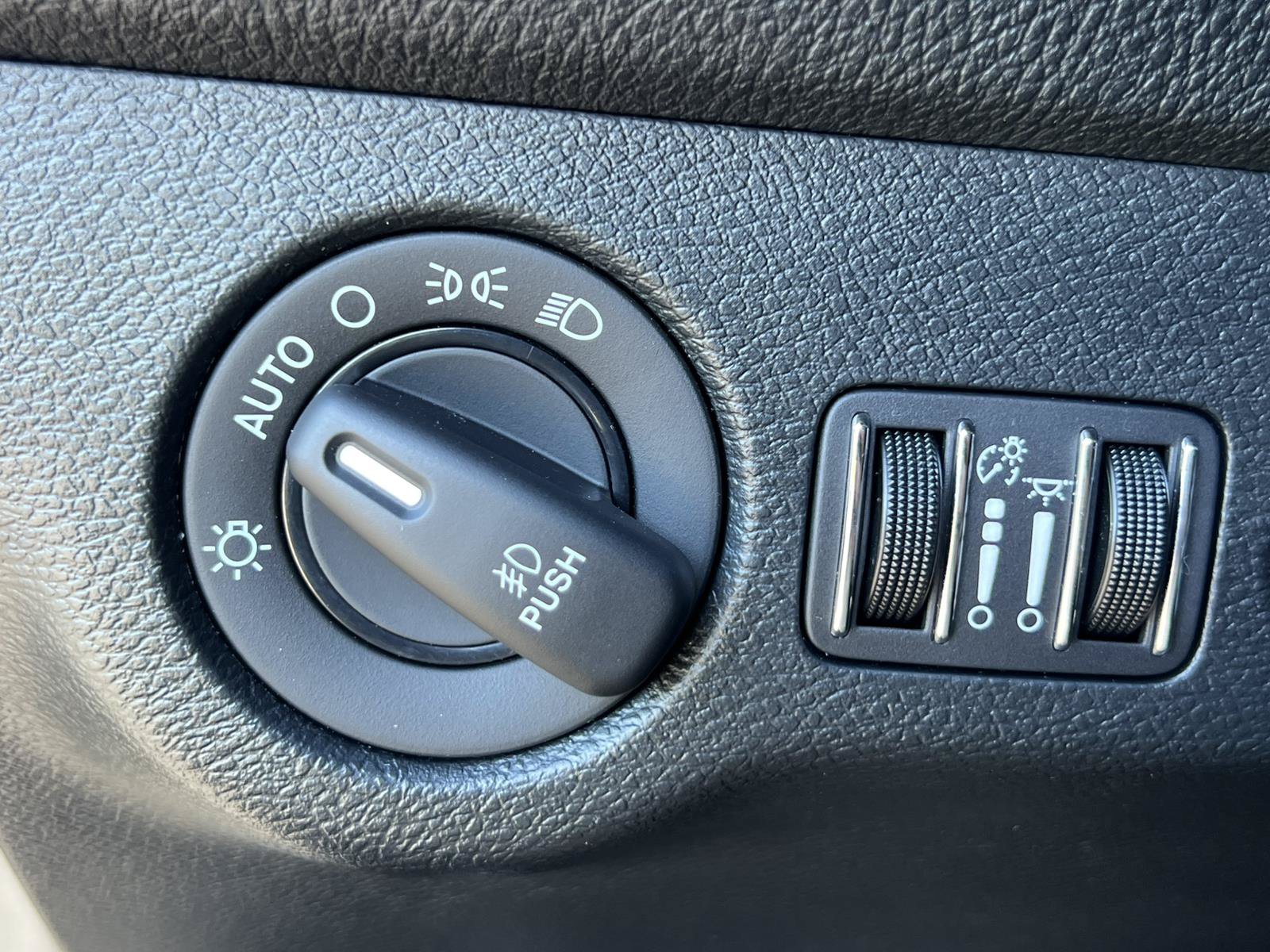 Used 2018 Dodge Challenger R/T Plus RWD image 23
