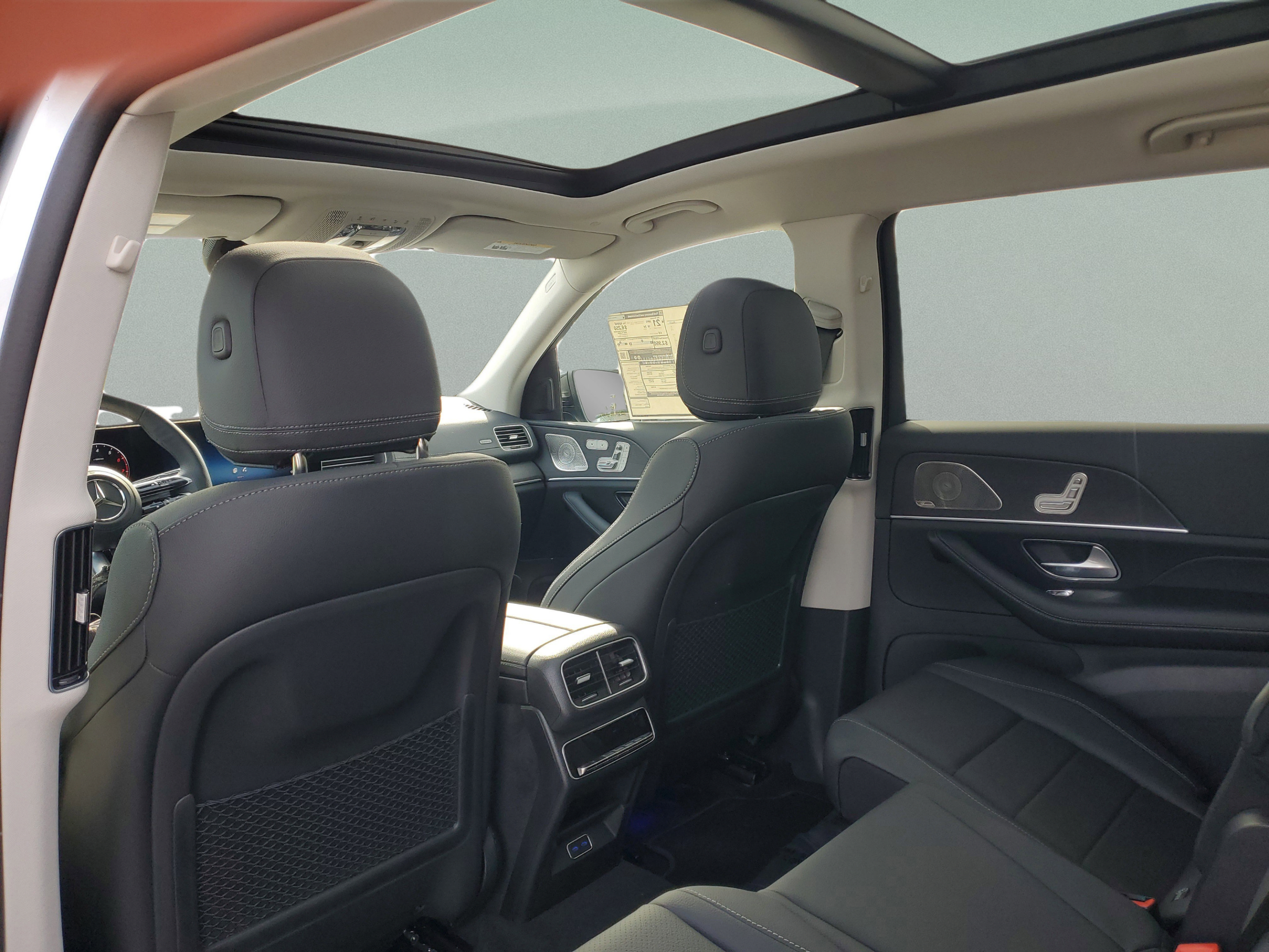 Certified 2026 Mercedes-Benz GLS 450 4MATIC image 9