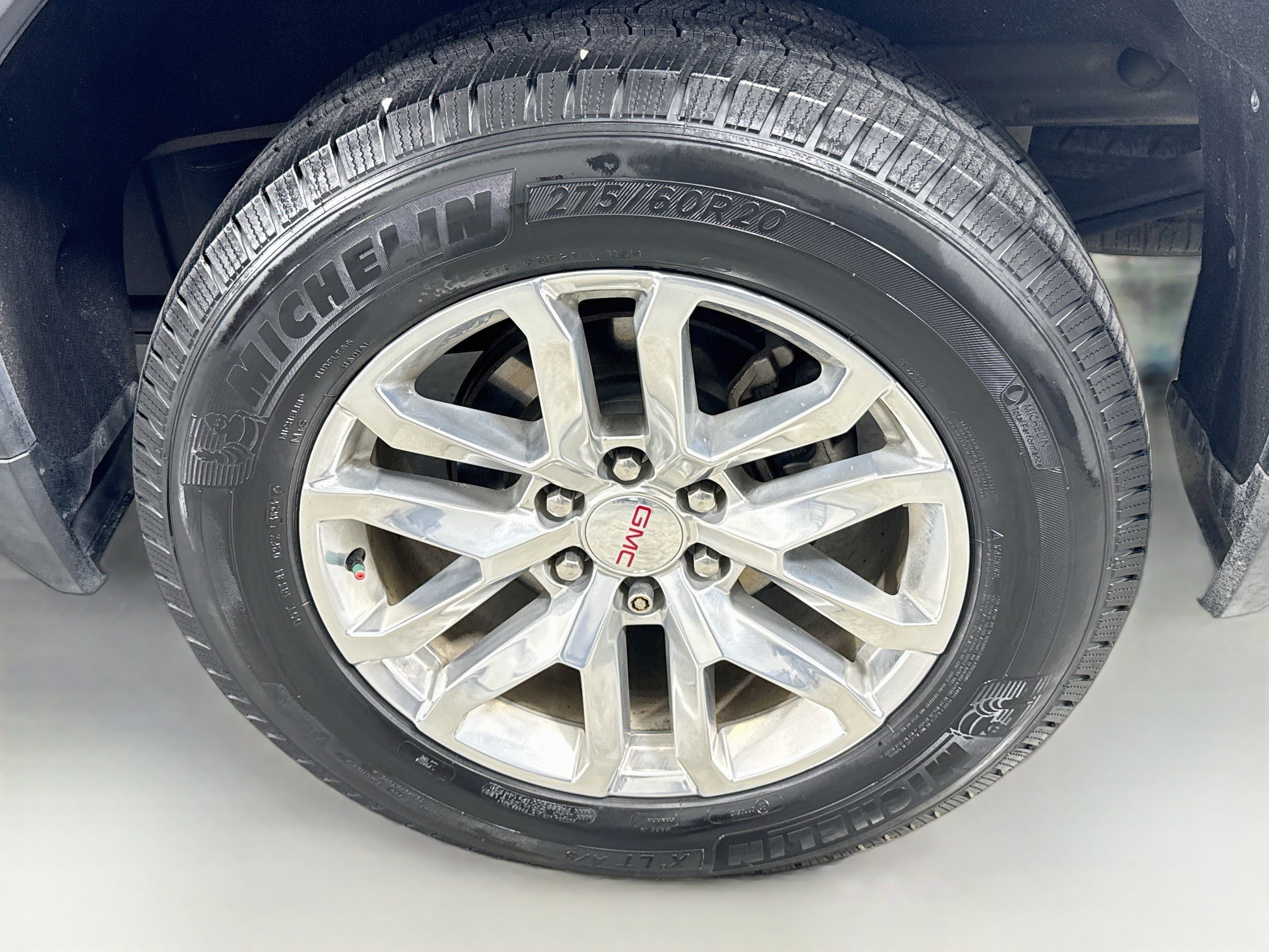 Used 2019 GMC Sierra 1500 SLT w/ SLT Premium Plus Package AWD/4WD image 29