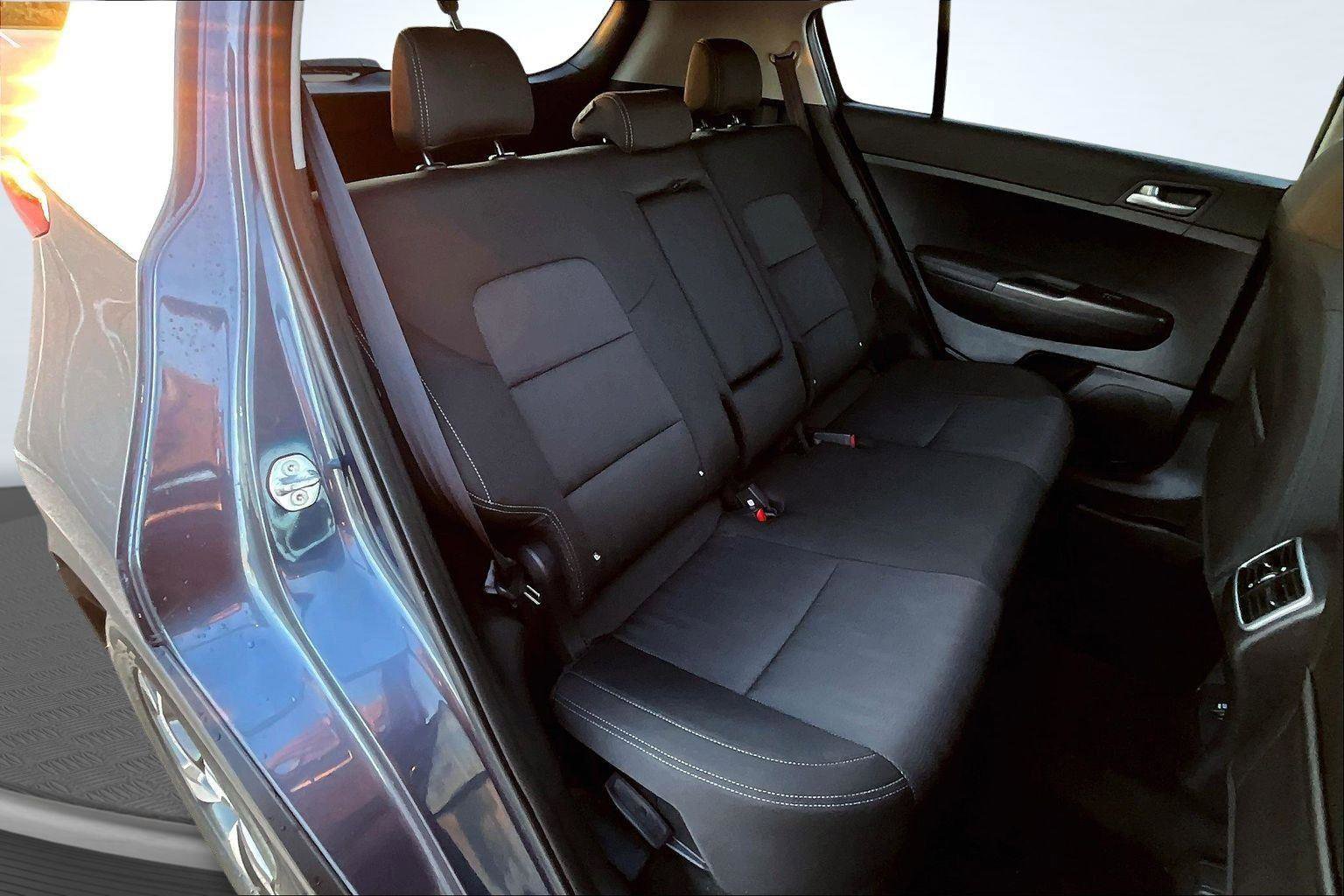 Used 2021 Kia Sportage LX image 26