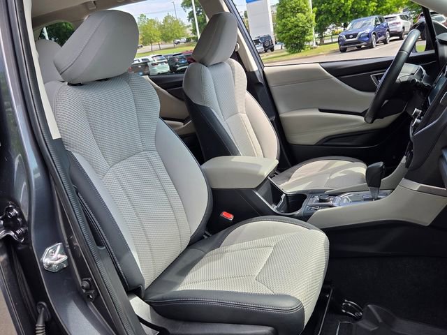 Used 2023 Subaru Forester Premium image 17