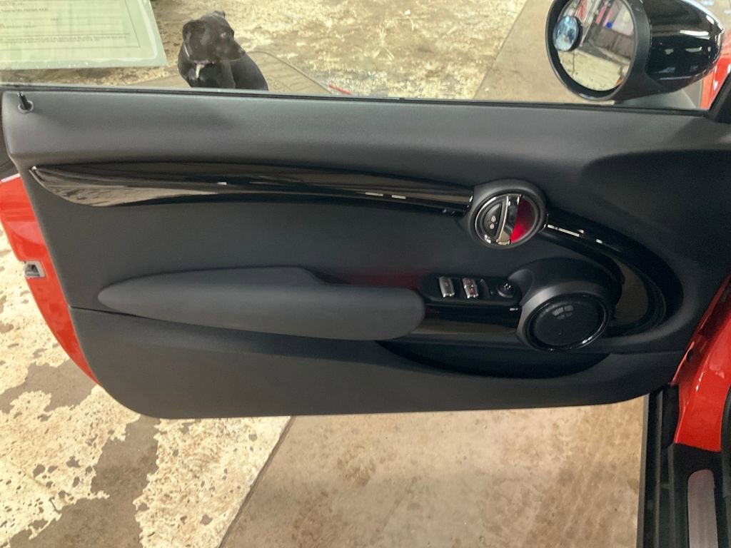 Used 2021 MINI Cooper S w/ Driver Assistance Package image 11