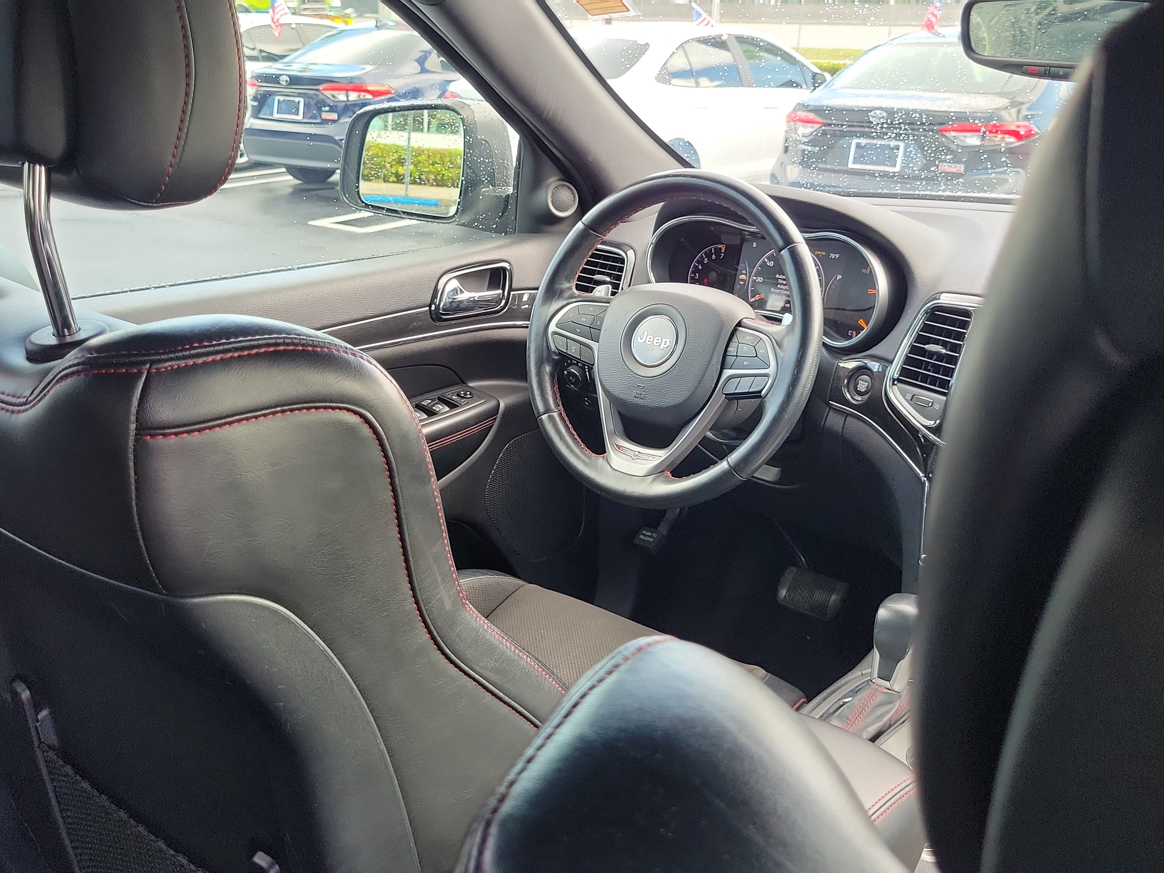 Used 2020 Jeep Grand Cherokee Trailhawk AWD/4WD image 14