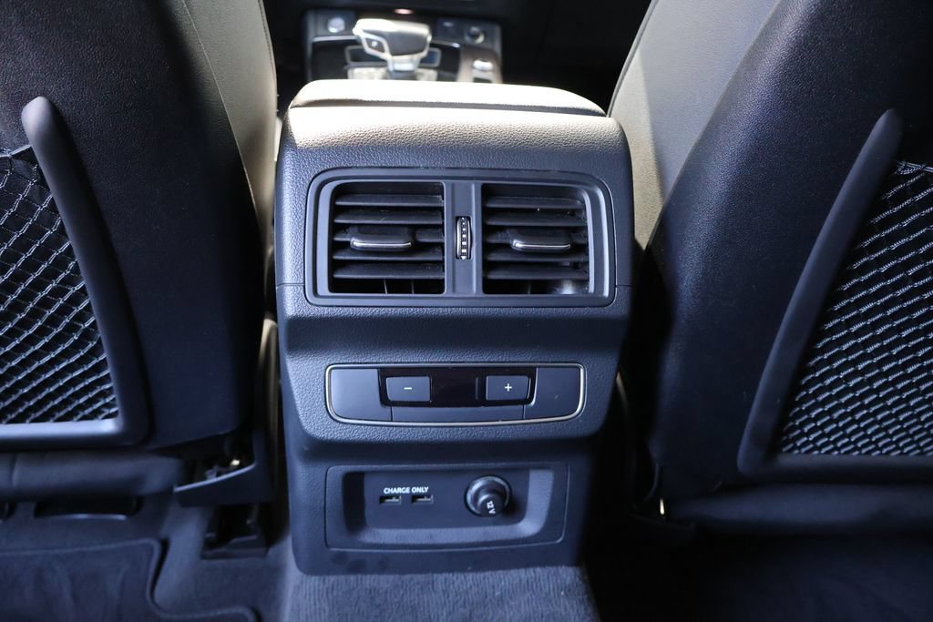 Used 2023 Audi Q5 e Premium w/ Convenience Package AWD/4WD image 50