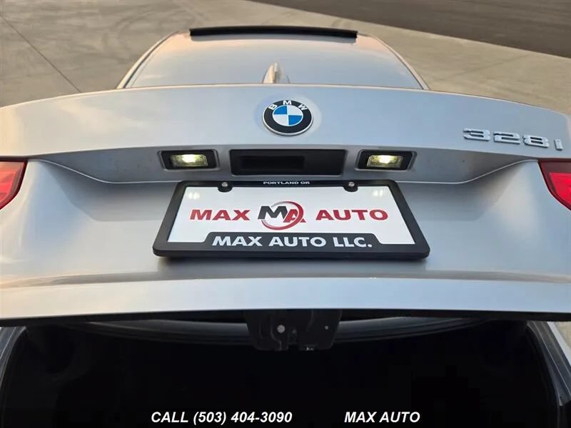 Used 2014 BMW 328i Sedan RWD image 31