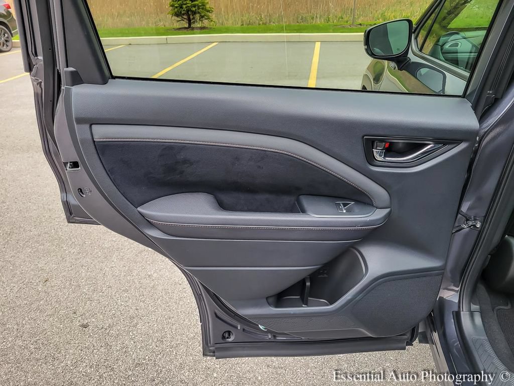 Used 2025 Subaru Forester Touring AWD/4WD image 28