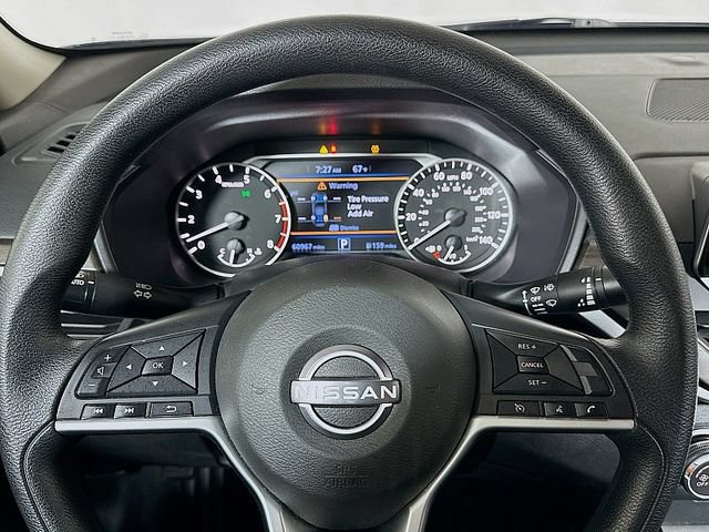Used 2024 Nissan Altima 2.5 SV FWD image 12
