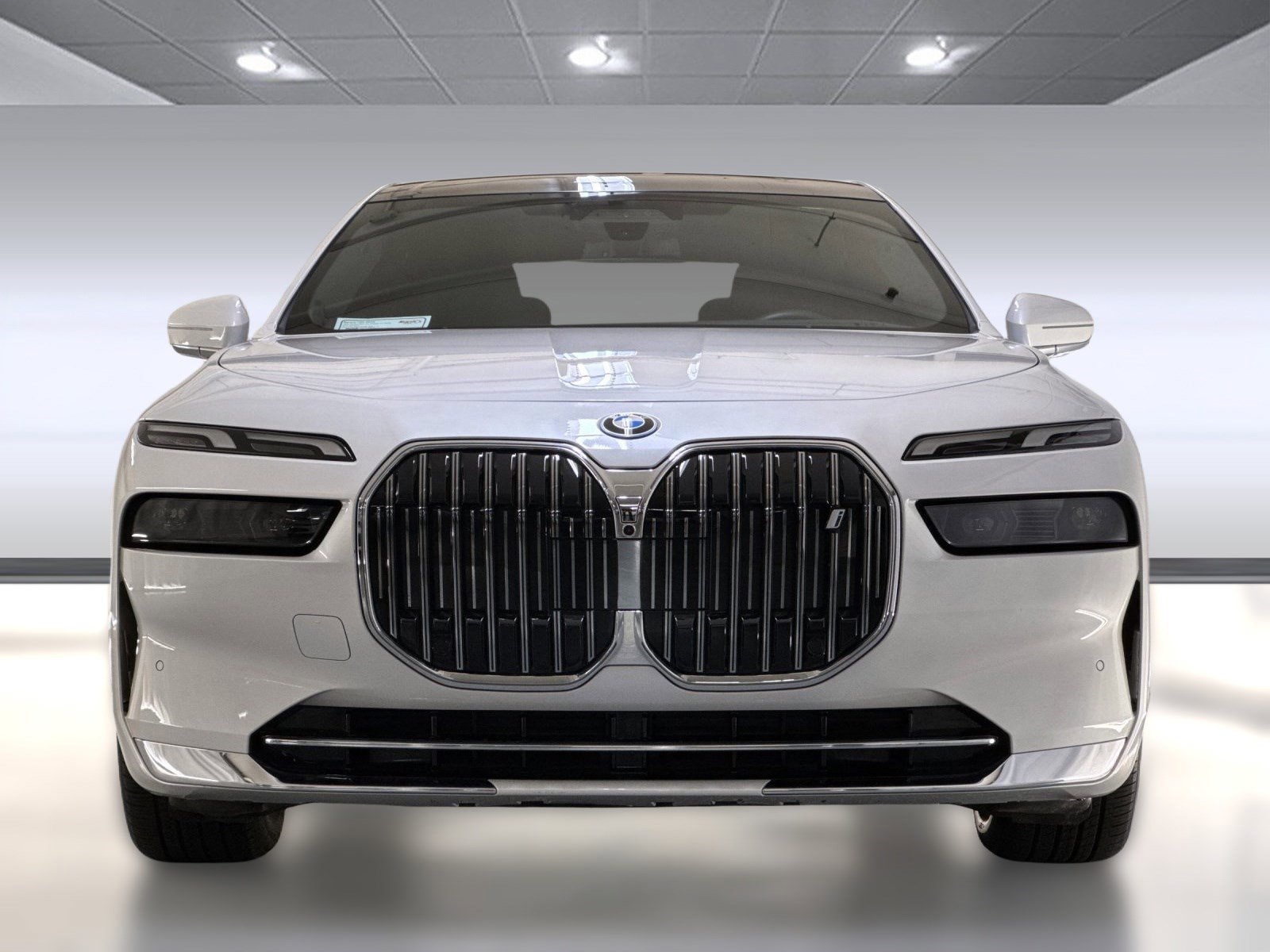 Used 2023 BMW i7 xDrive60 image 5