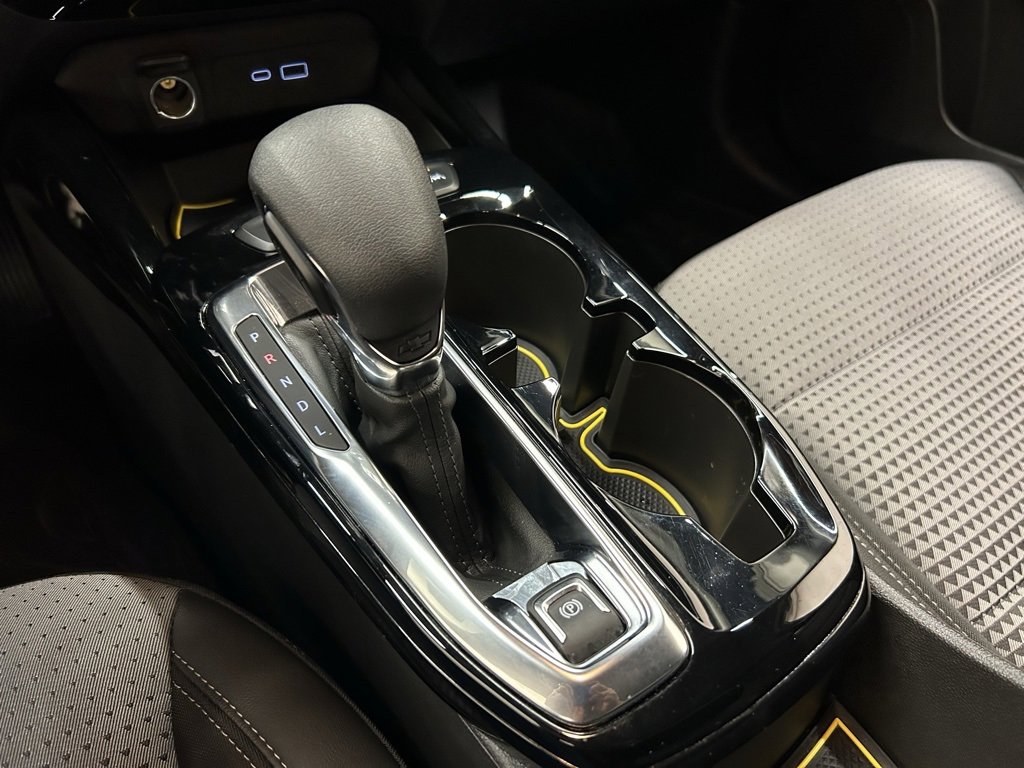 Used 2025 Chevrolet Trax LT w/ Driver Confidence Package image 24