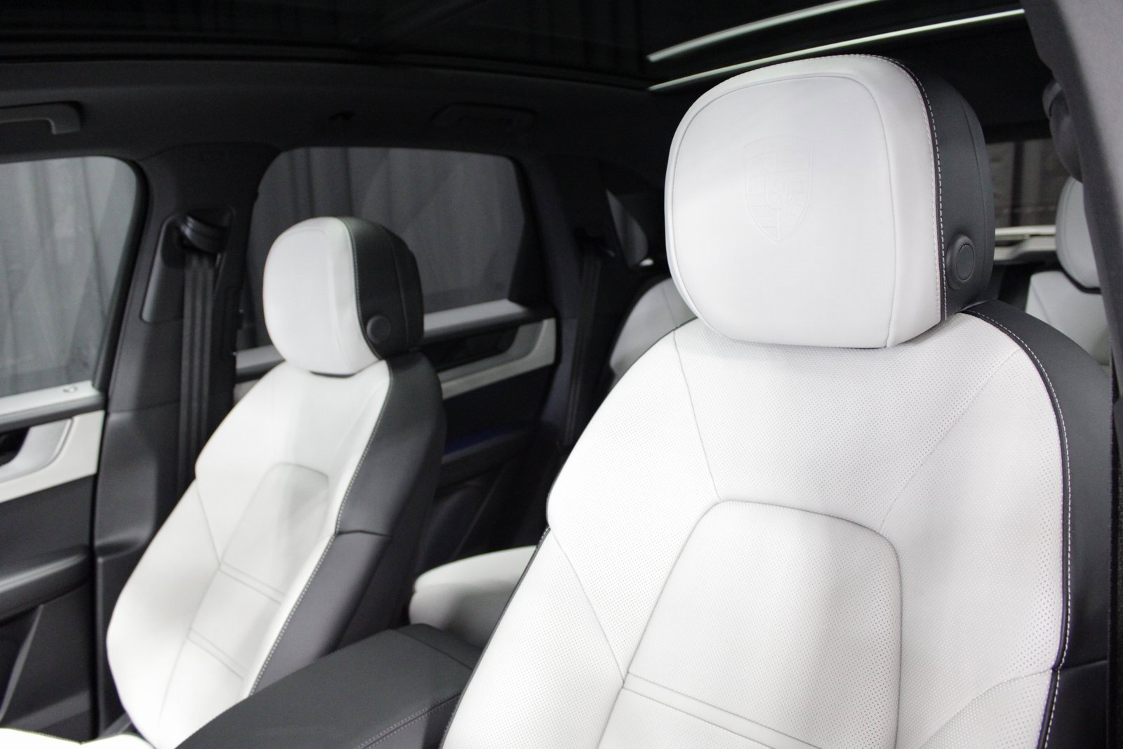 New 2026 Porsche Cayenne image 5