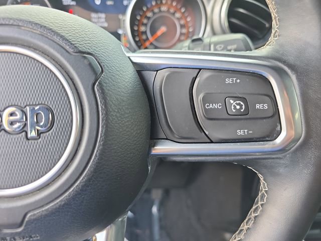 Used 2018 Jeep Wrangler Unlimited Sahara image 20