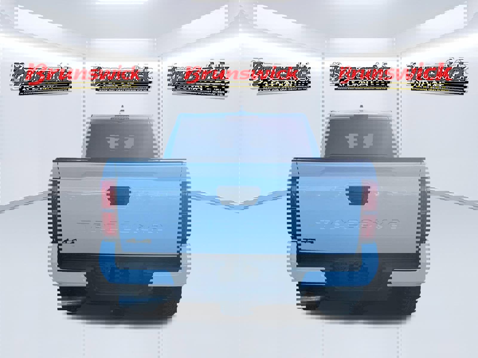 New 2025 Toyota Tacoma TRD Off-Road image 5