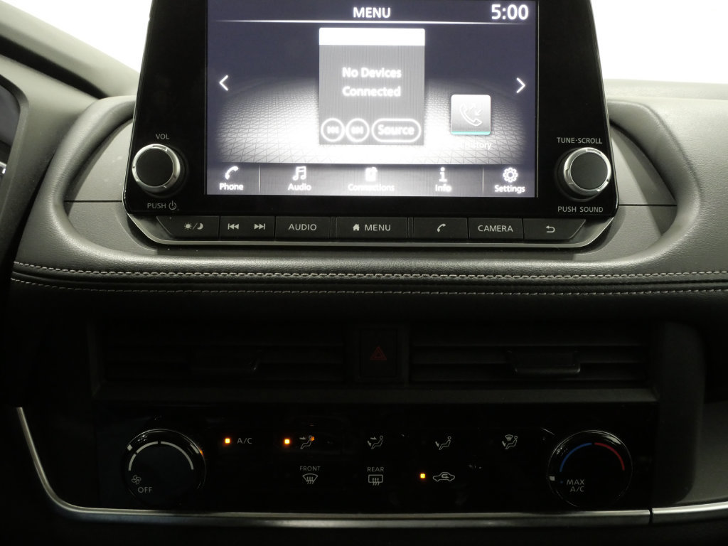 Used 2024 Nissan Rogue S FWD image 20