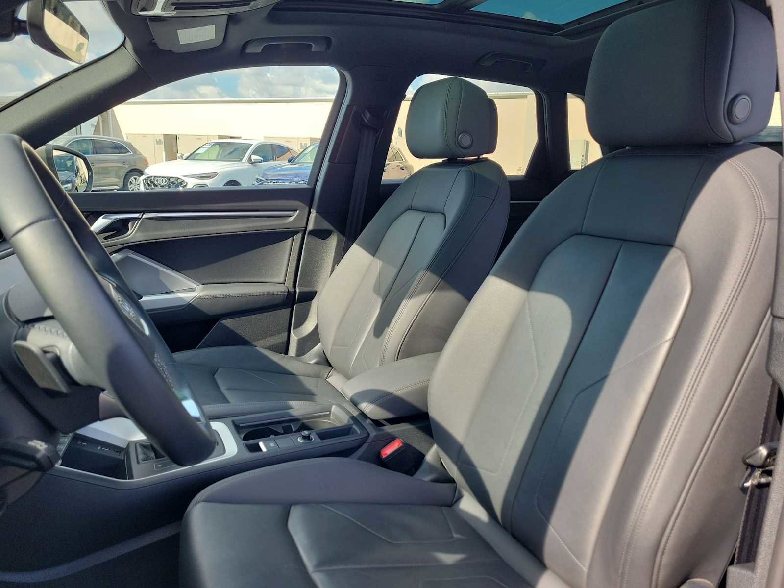 Certified 2021 Audi Q3 2.0T Premium AWD/4WD image 15