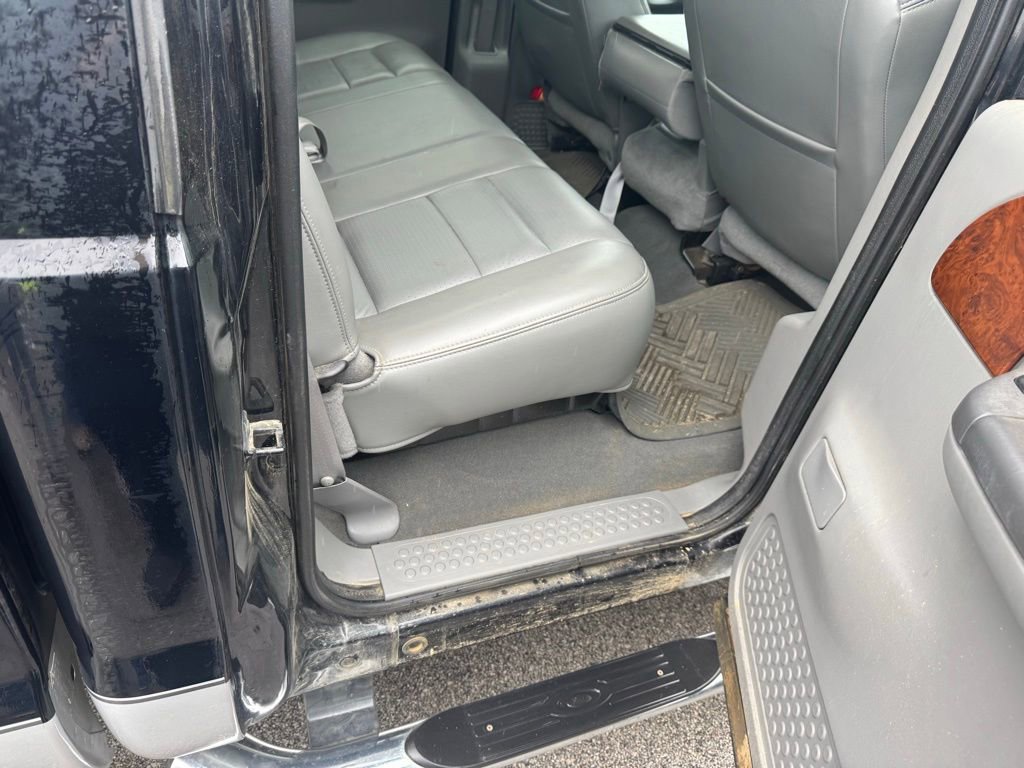 Used 2003 Ford F250 Lariat image 4