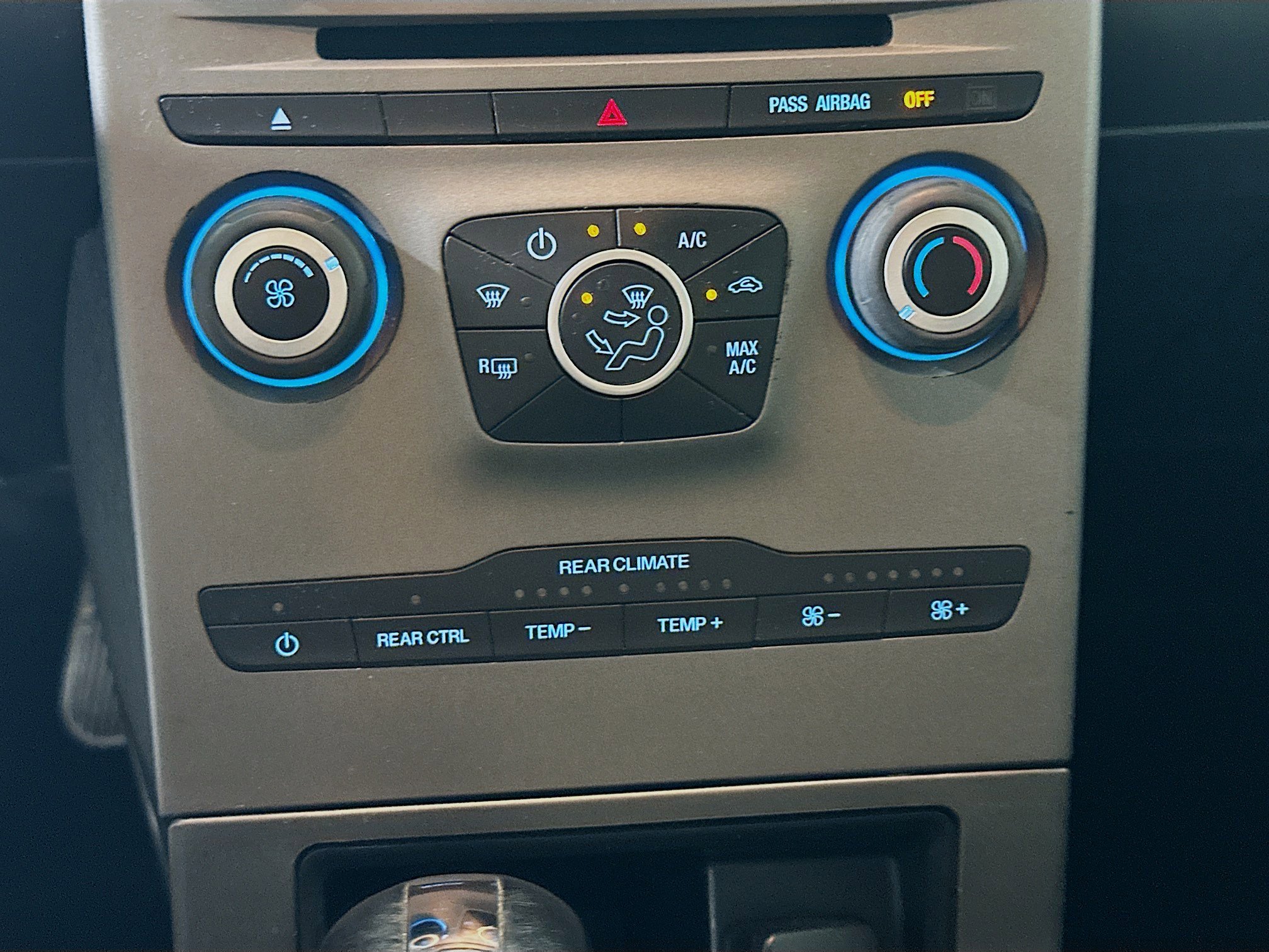 Used 2019 Ford Flex SE FWD image 22