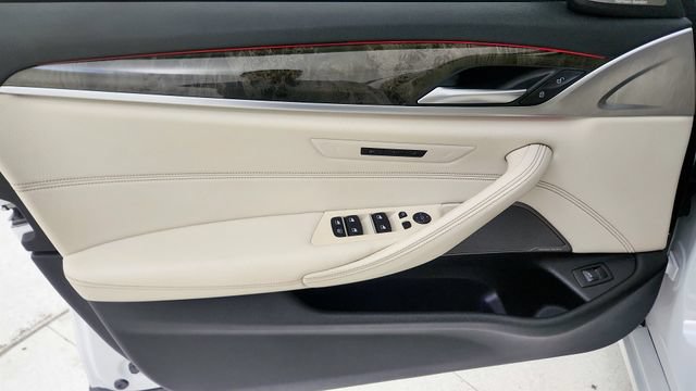 Used 2021 BMW 540i w/ Executive Package RWD image 49