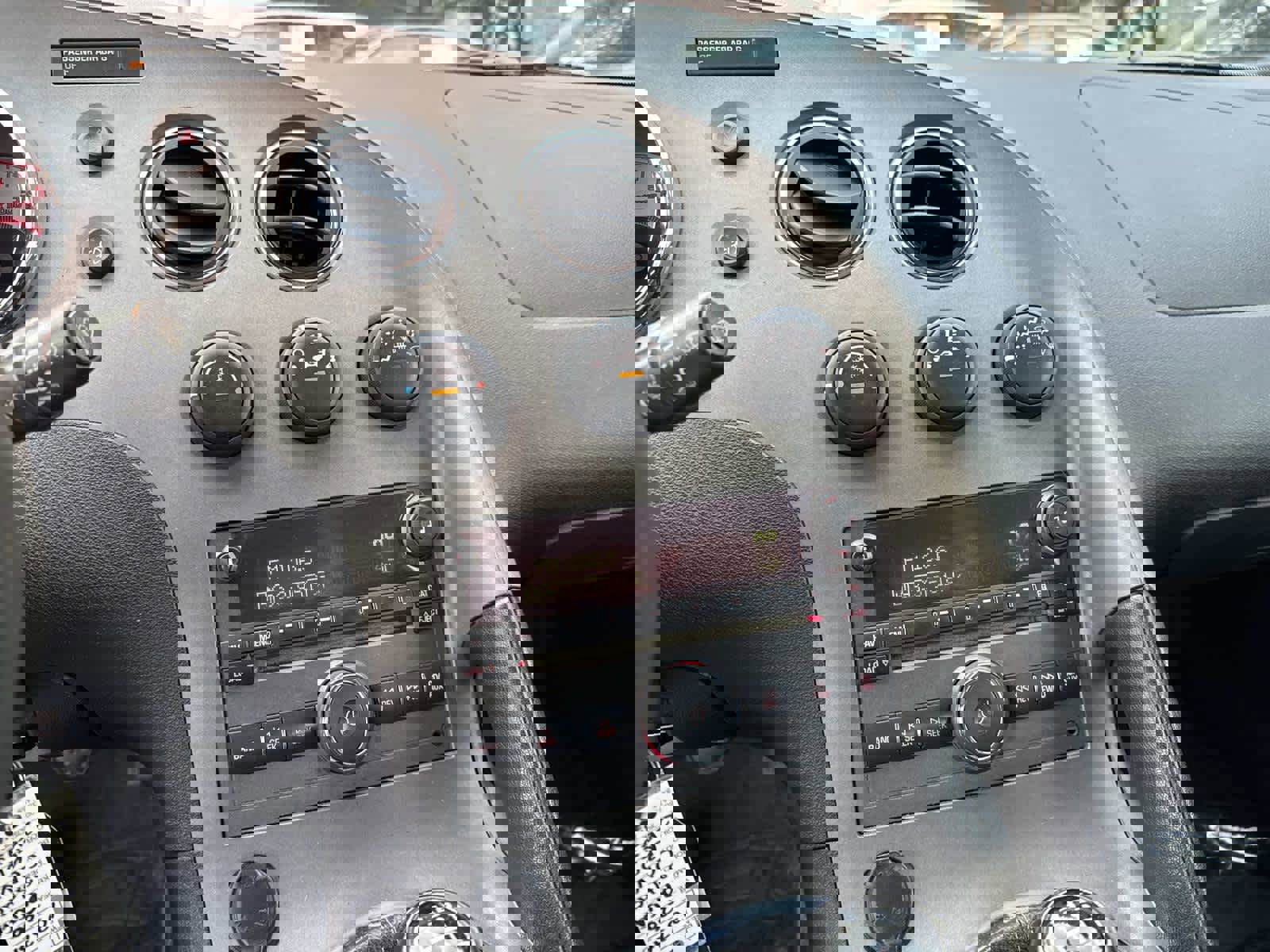 Used 2006 Pontiac Solstice Convertible w/ Premium Package image 17