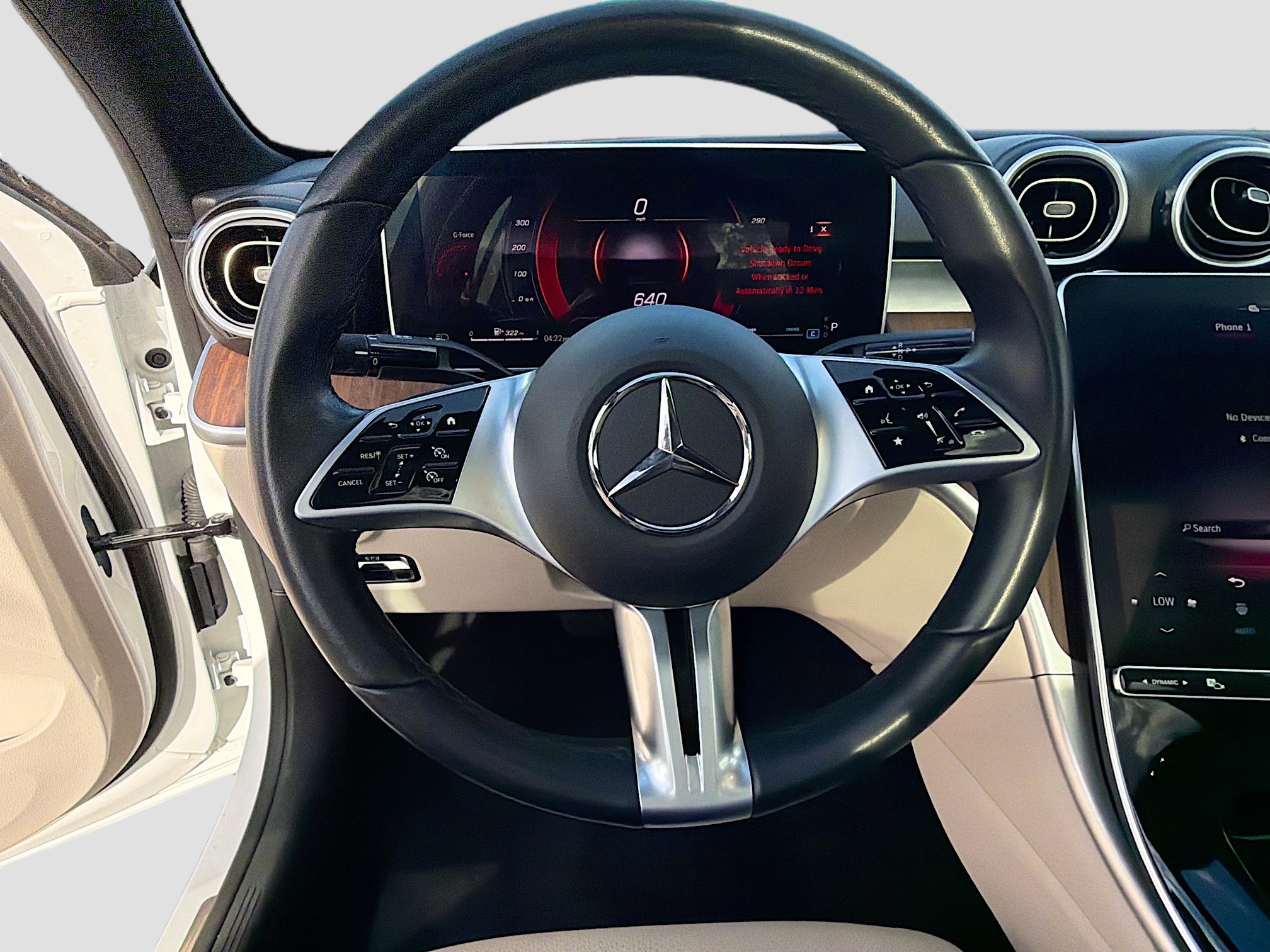 Used 2025 Mercedes-Benz C 300 4MATIC Sedan image 39