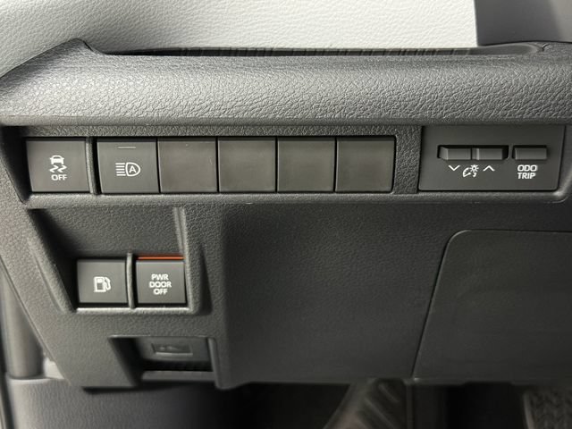 New 2026 Toyota Sienna XSE FWD image 10