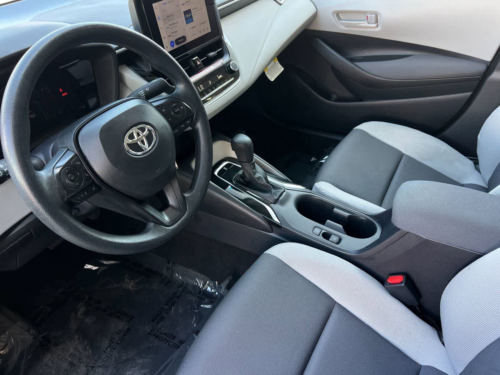Used 2026 Toyota Corolla LE image 12