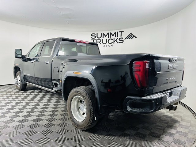 Used 2024 GMC Sierra 3500 Denali Ultimate image 3