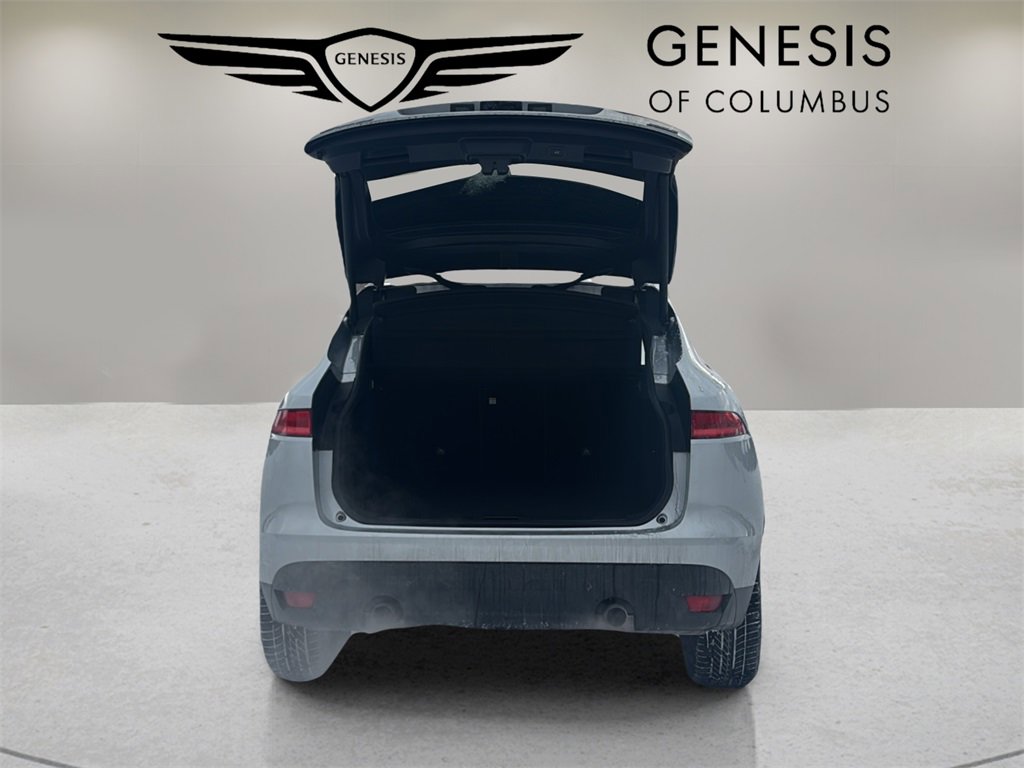 Used 2018 Jaguar F-PACE Prestige image 9