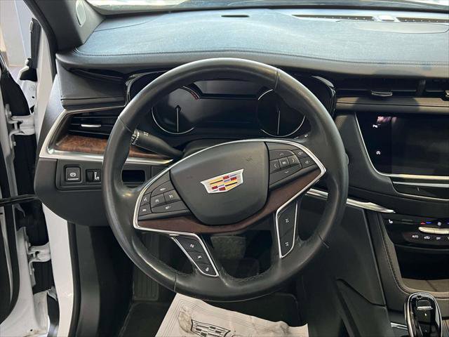 Used 2023 Cadillac XT5 Premium Luxury AWD/4WD image 17