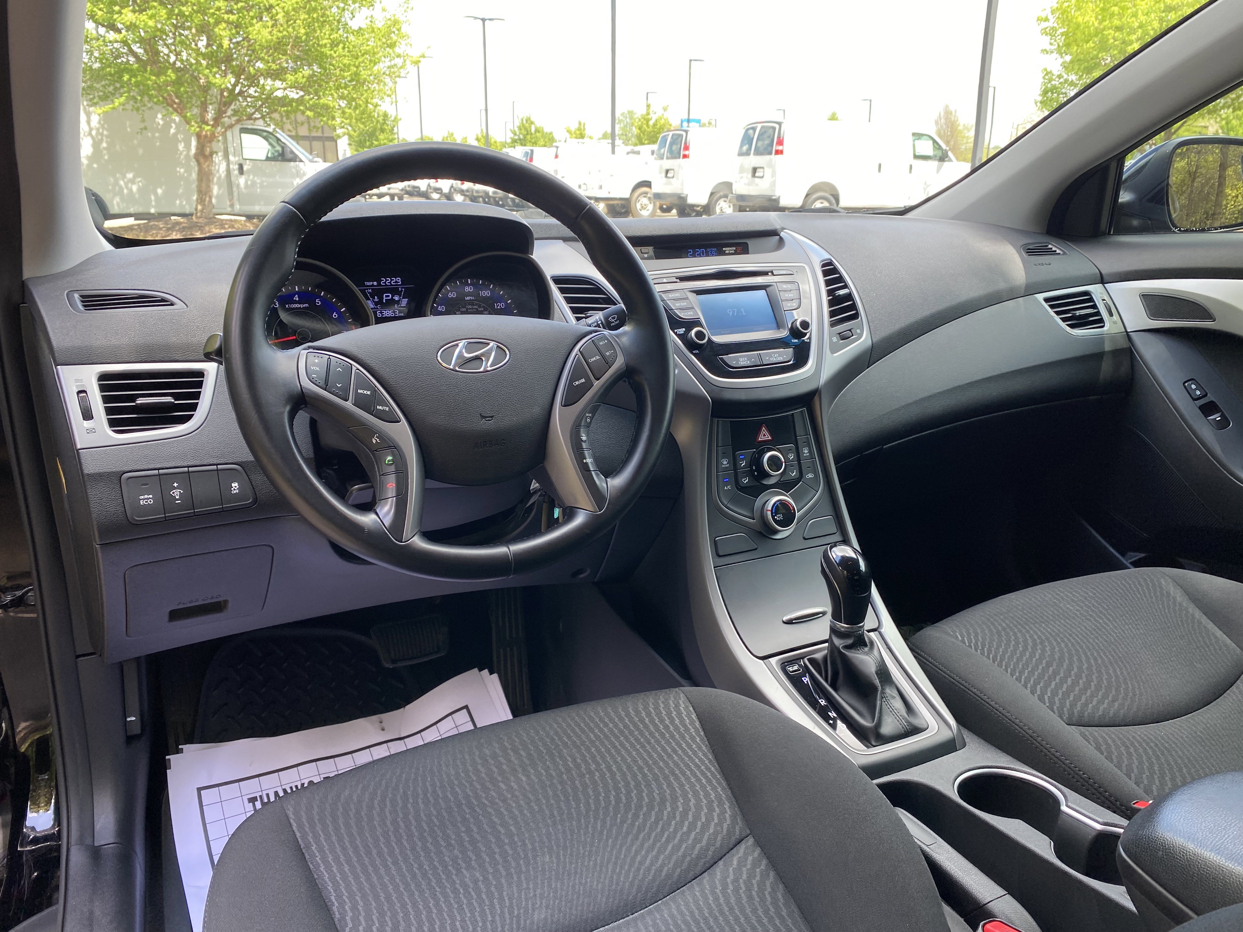 Used 2015 Hyundai Elantra SE w/ Option Group 03 image 31