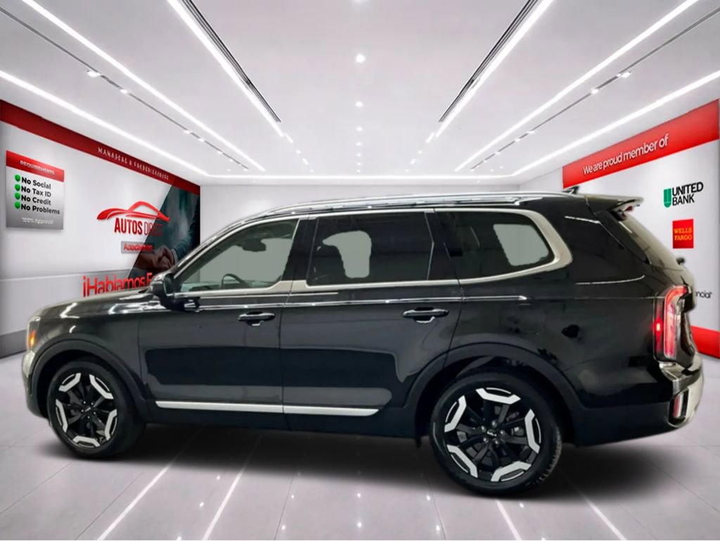 Used 2024 Kia Telluride EX image 5