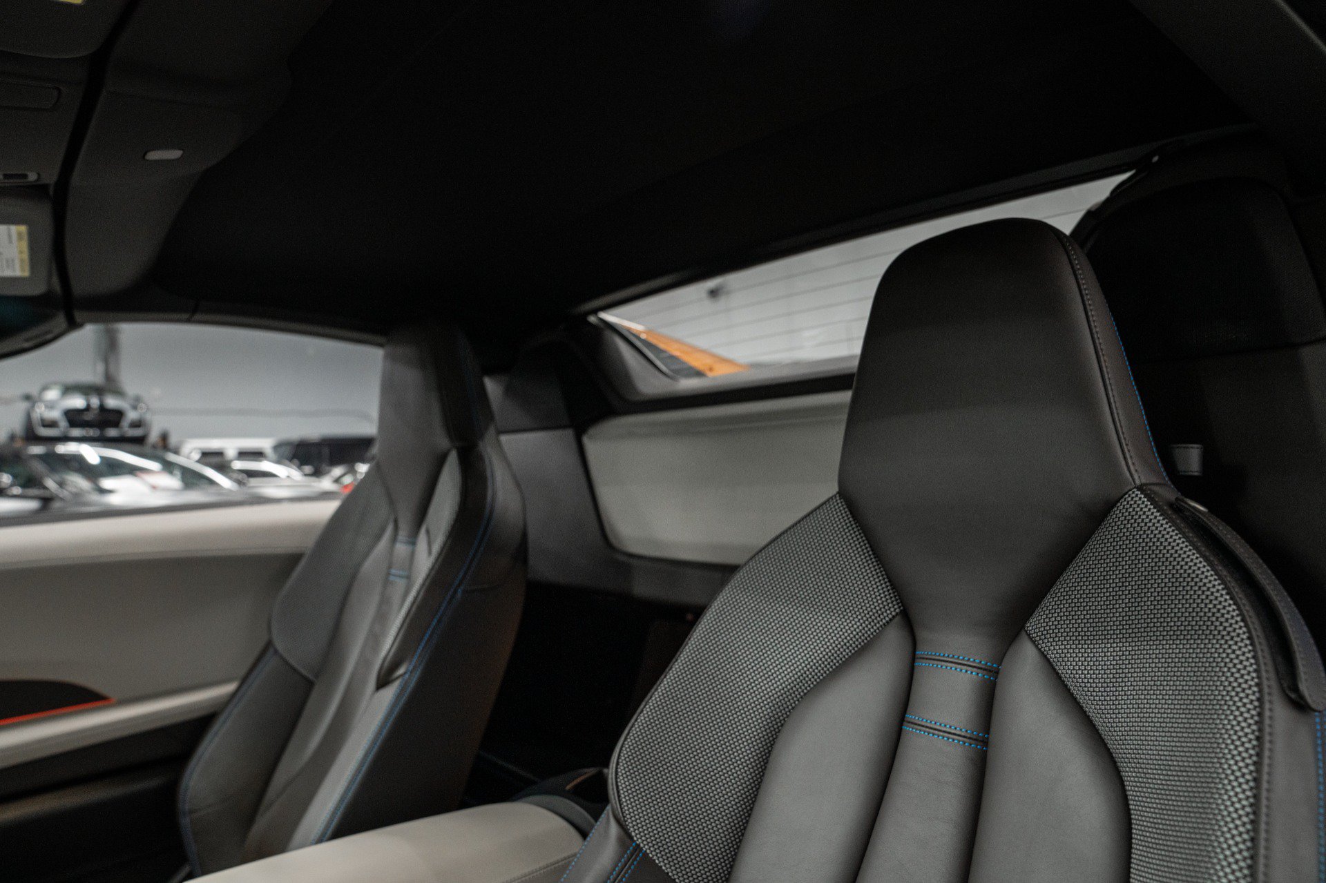 Used 2019 BMW i8 Roadster AWD/4WD image 14