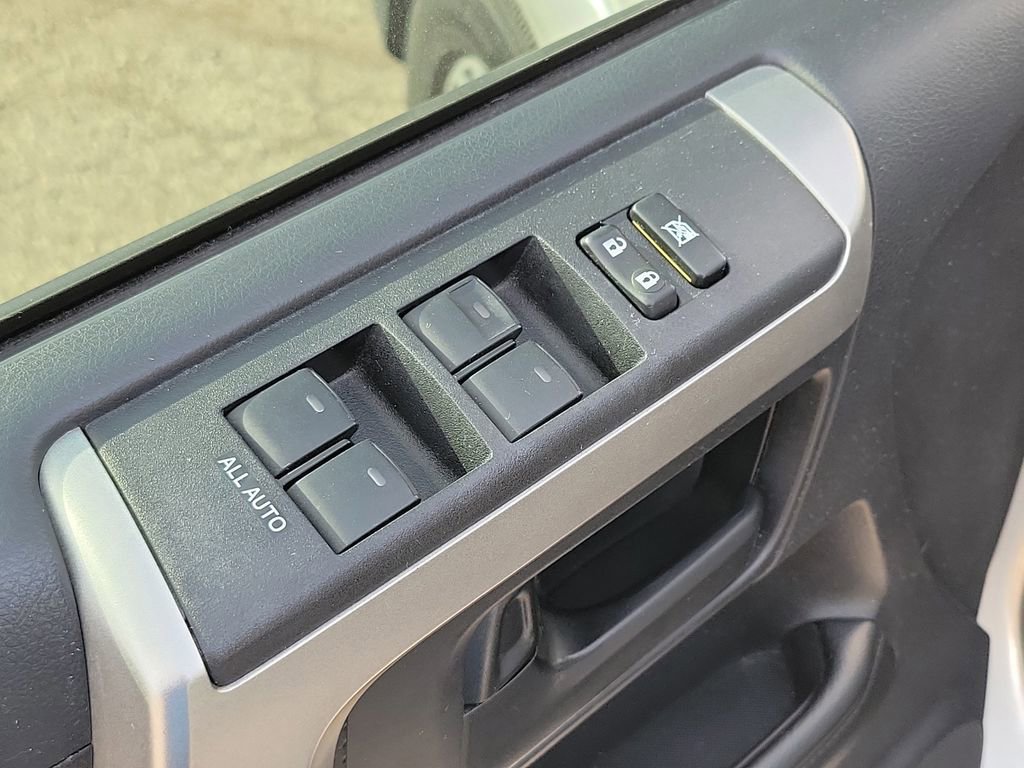 Used 2012 Toyota 4Runner Limited image 23