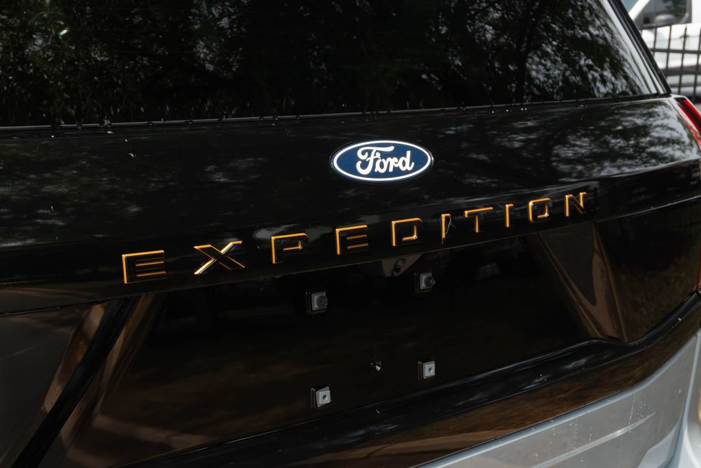 New 2027 Ford Expedition Tremor w/ Driver's Package AWD/4WD image 11
