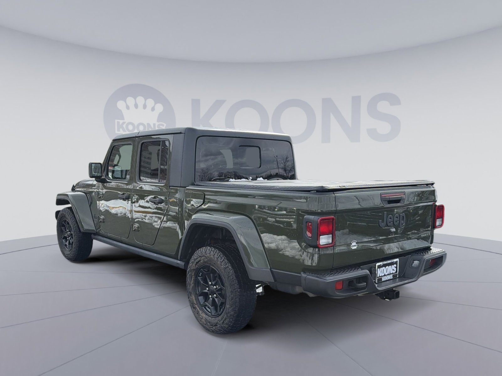 Used 2021 Jeep Gladiator Willys image 4