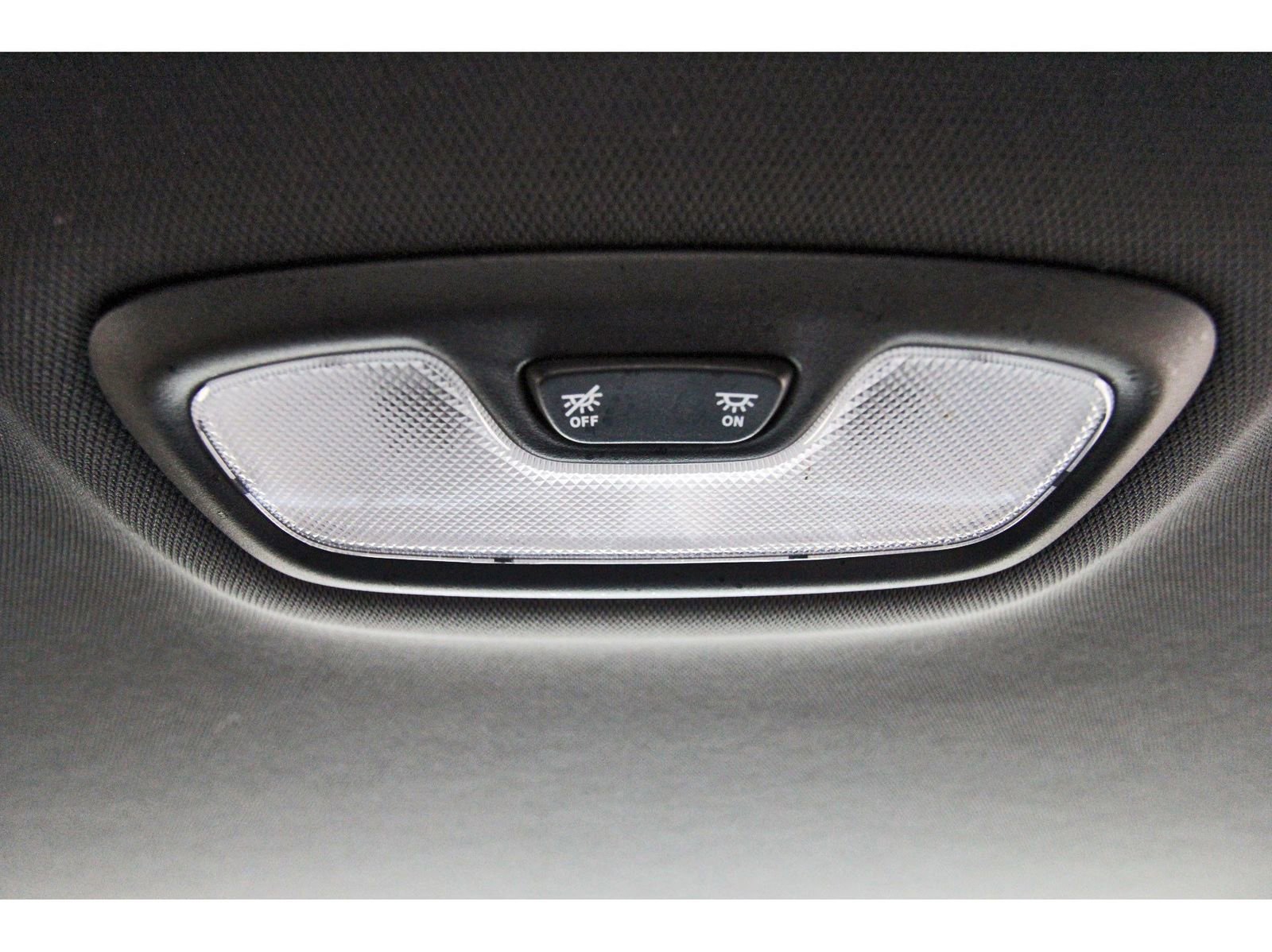 Used 2023 Chevrolet TrailBlazer RS w/ Convenience Package image 15