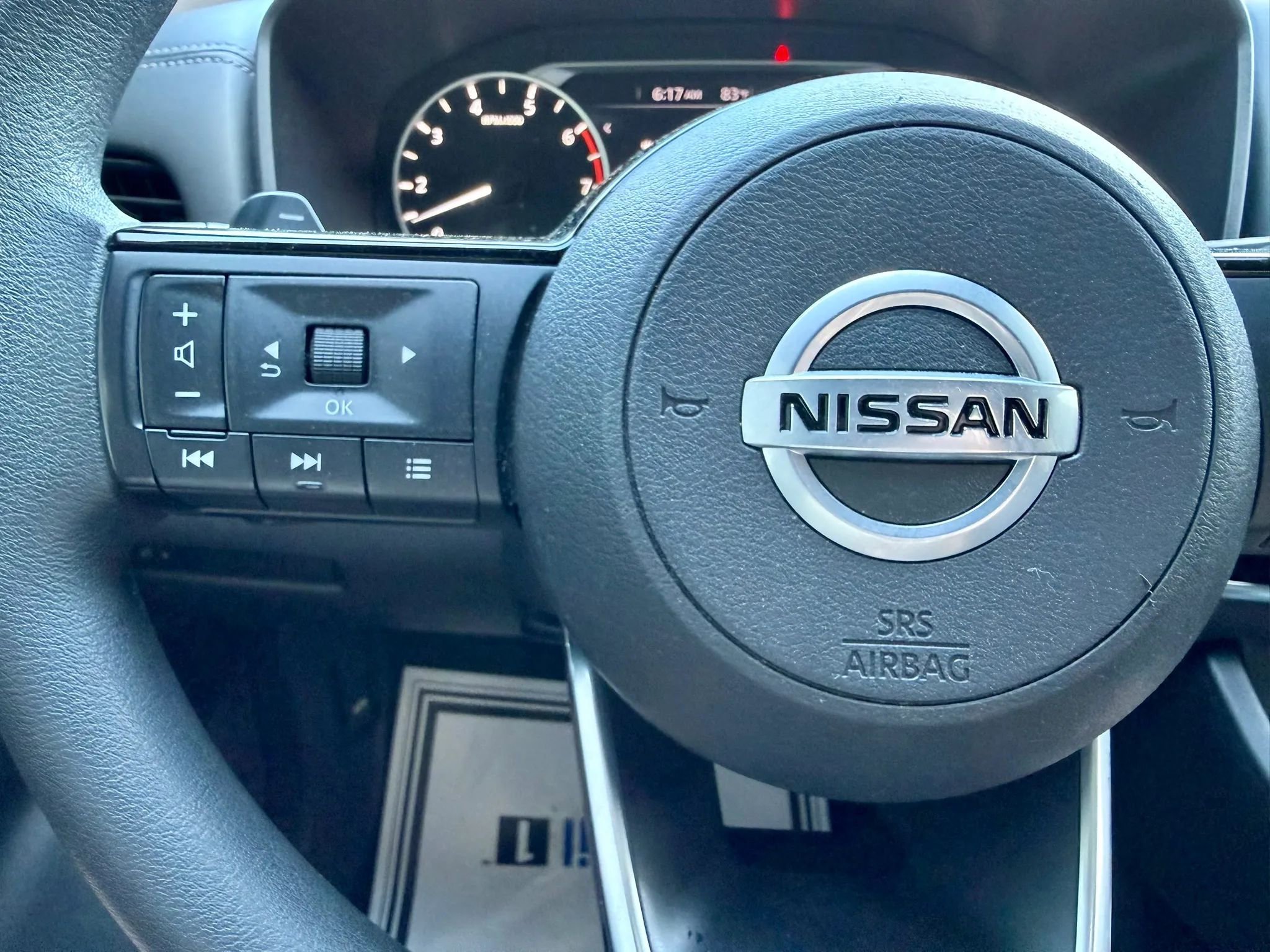 Used 2021 Nissan Rogue SV FWD image 29