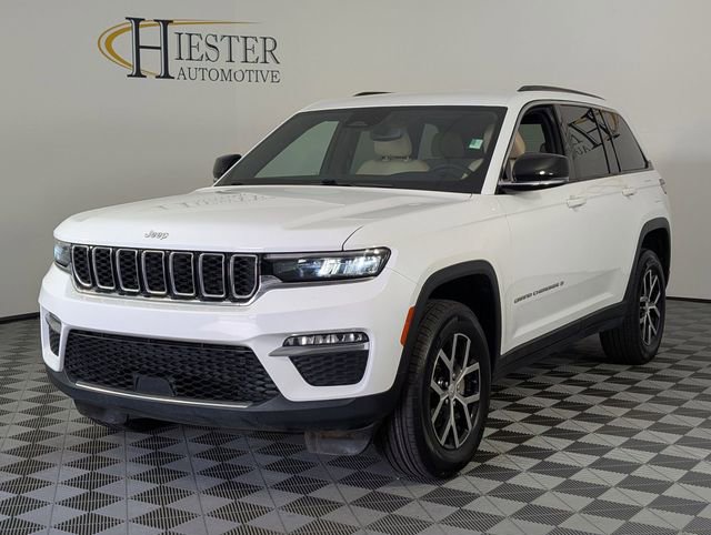 Used 2024 Jeep Grand Cherokee Limited image 4