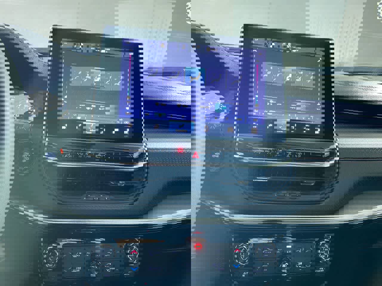 Used 2023 Jeep Compass Trailhawk image 20