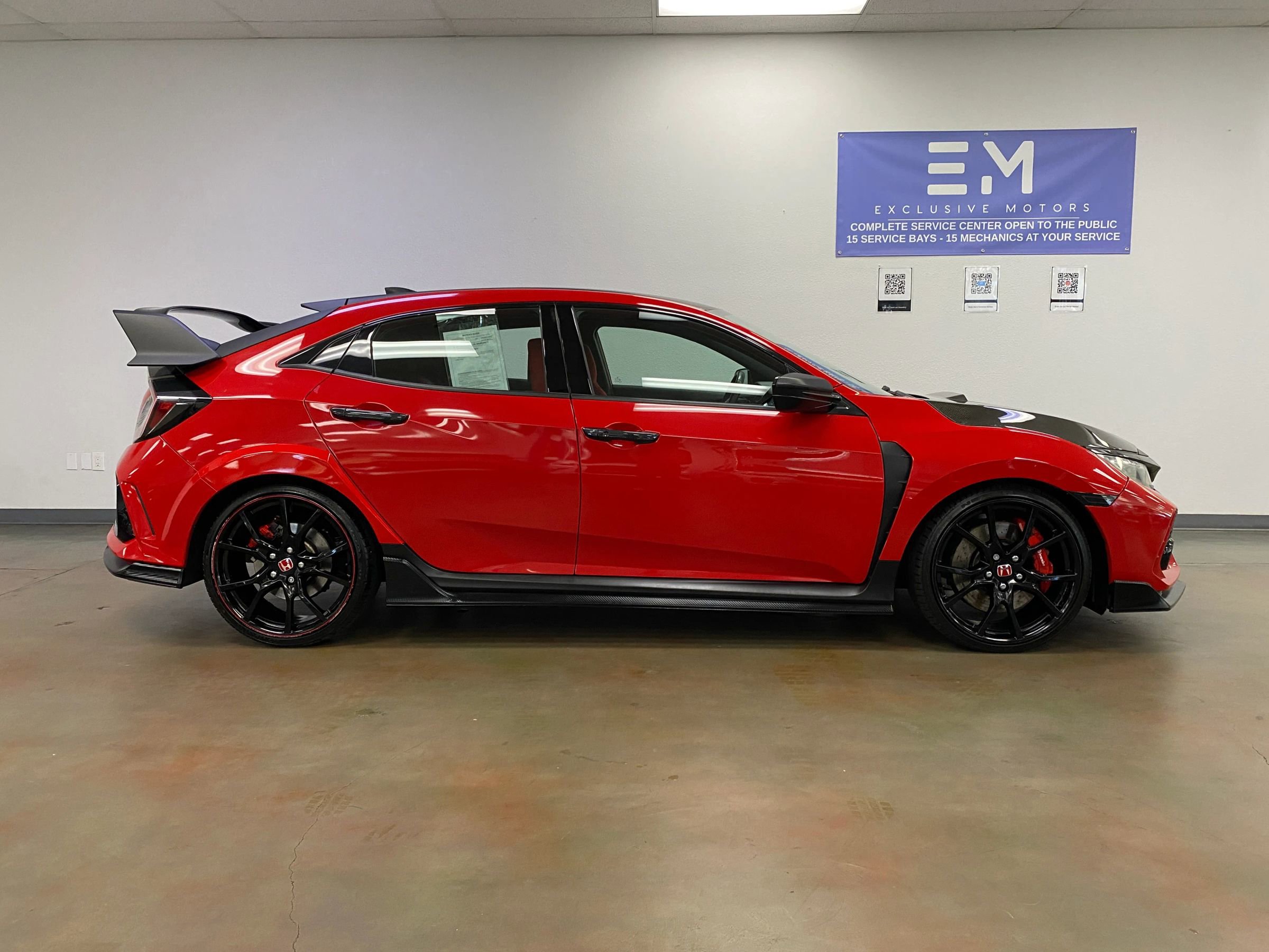 Used 2018 Honda Civic Type R image 3