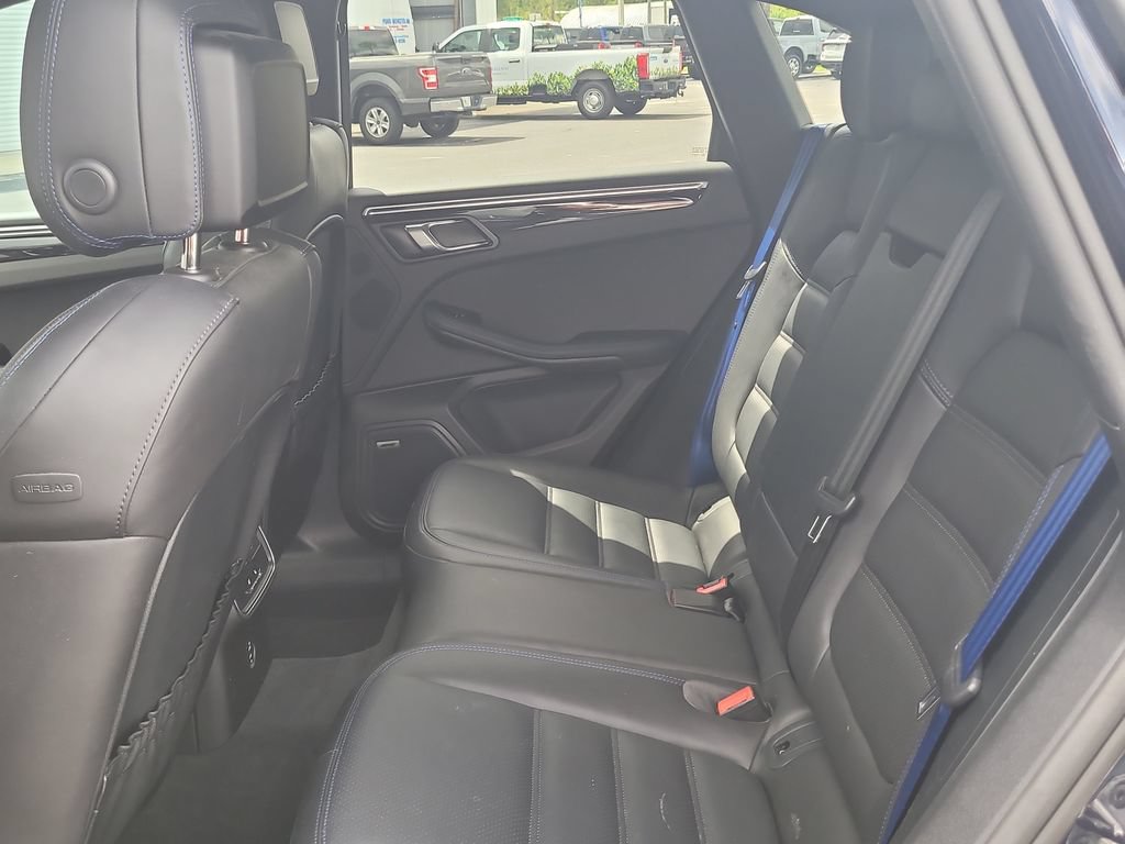 Used 2022 Porsche Macan S AWD/4WD image 11