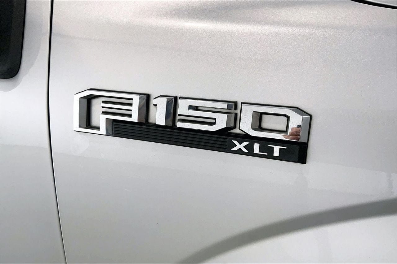 Used 2016 Ford F150 XLT w/ Equipment Group 302A Luxury RWD image 9