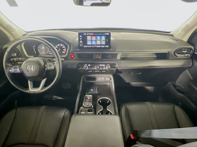Used 2024 Honda Pilot Touring image 28