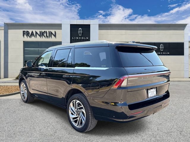 Certified 2025 Lincoln Navigator Reserve AWD/4WD image 5