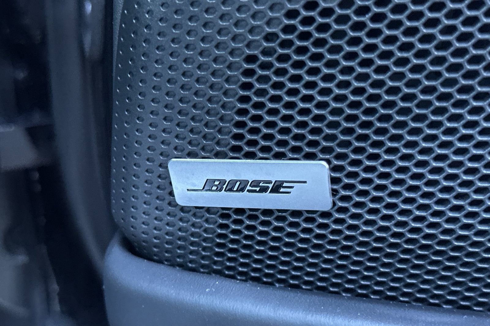 Used 2024 Porsche Panamera image 35