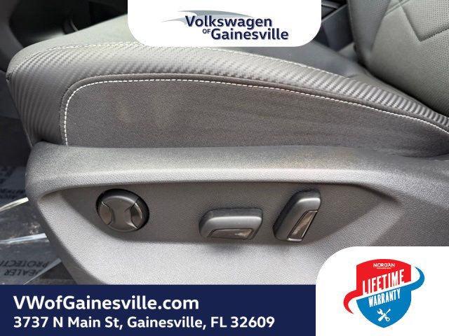 Certified 2026 Volkswagen Atlas Cross Sport SE AWD/4WD image 18