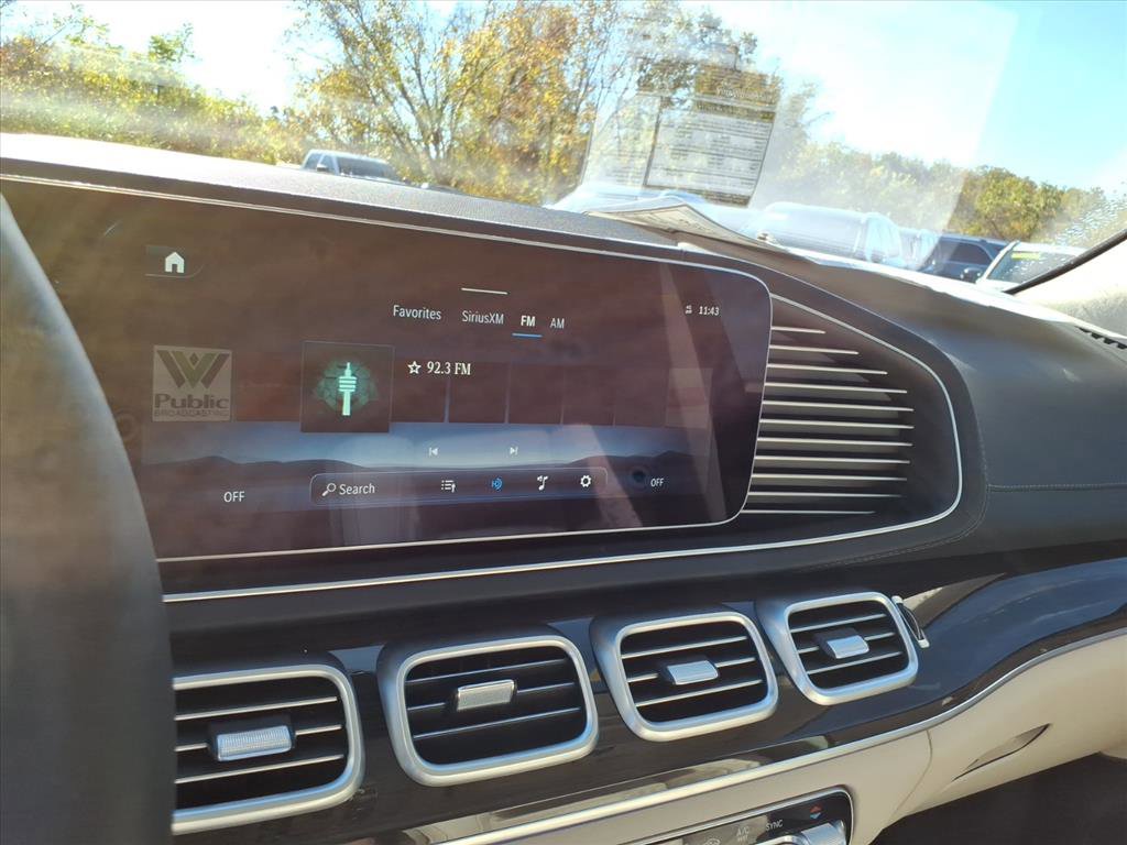 New 2026 Mercedes-Benz GLS 450 4MATIC image 19