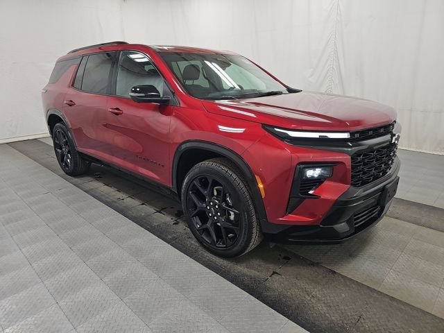 Used 2024 Chevrolet Traverse RS image 1