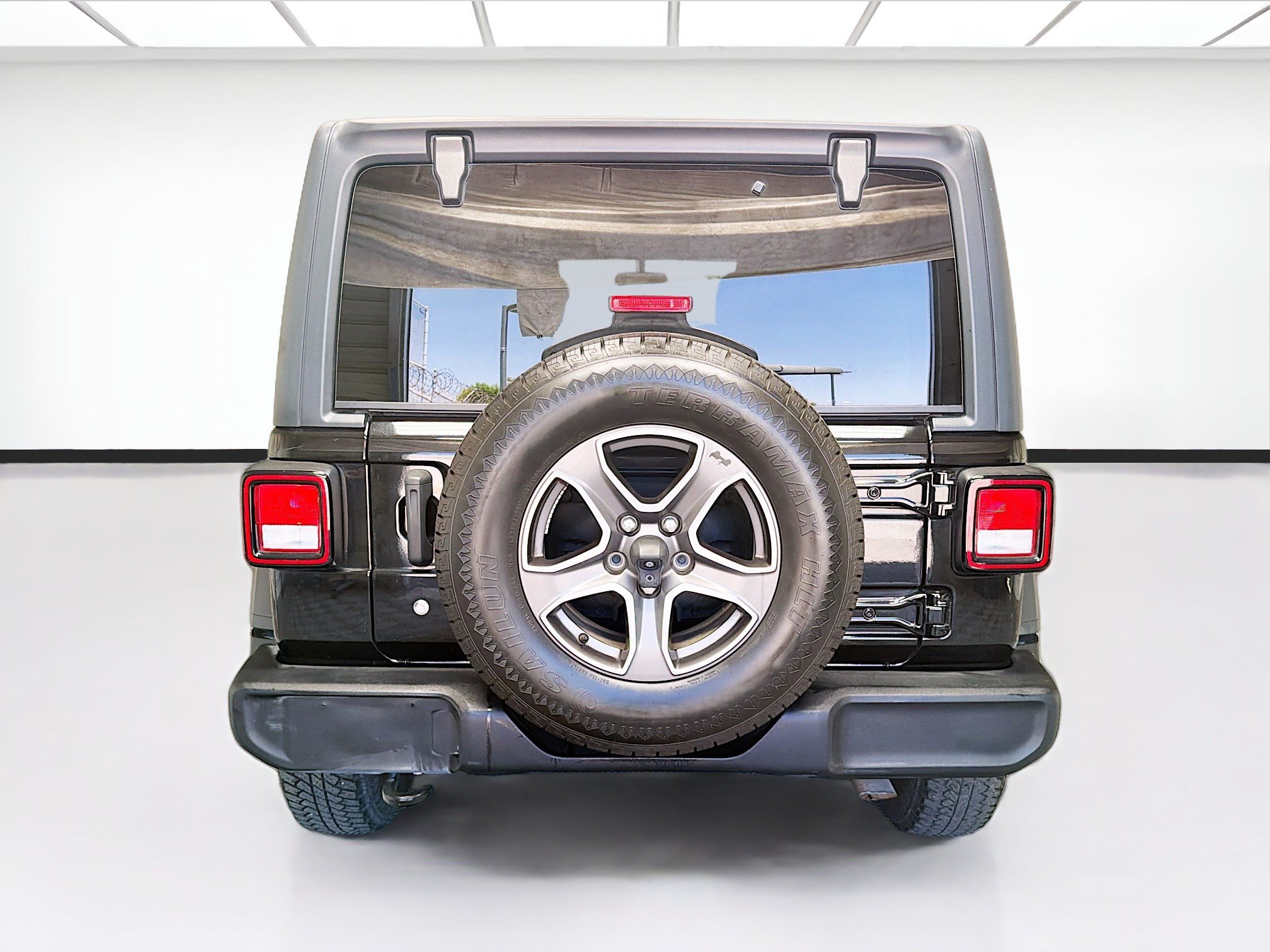 Used 2018 Jeep Wrangler Unlimited Sport S AWD/4WD image 5
