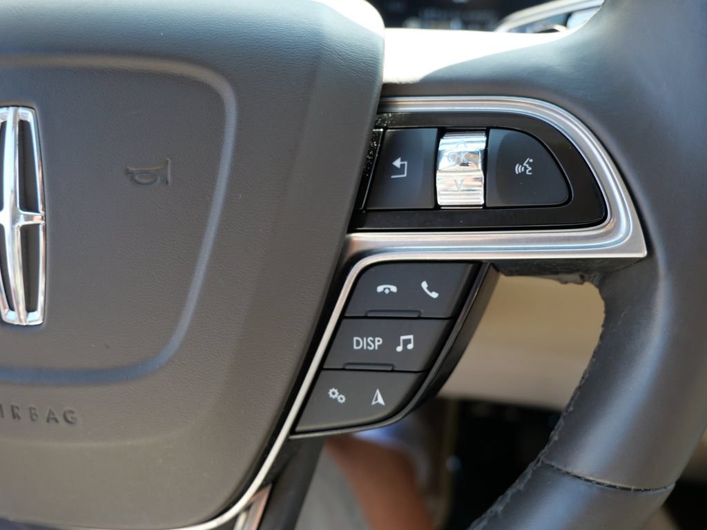 Used 2020 Lincoln Nautilus Reserve AWD/4WD image 28